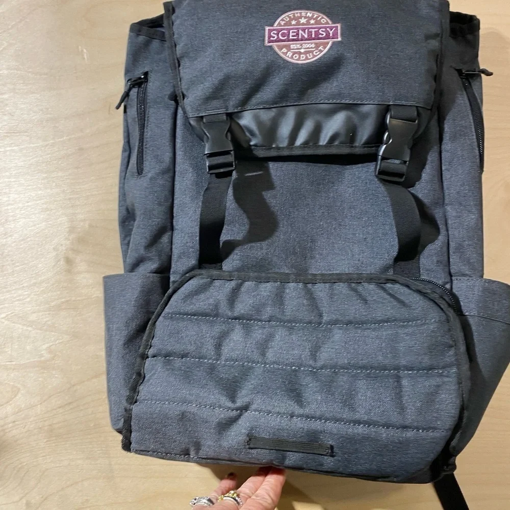 Scentsy Black Backpack (IY)